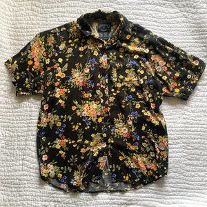 FLORAL PATTERN BUTTON DOWN